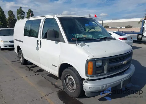 1999 Chevrolet Express z USA, uszkodzony, nr VIN 1GCEG15W5X1112754